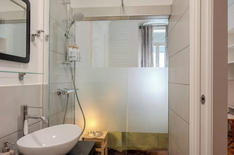 Comfort Double Room | Bathroom | Shower, hair dryer, towels, soap
