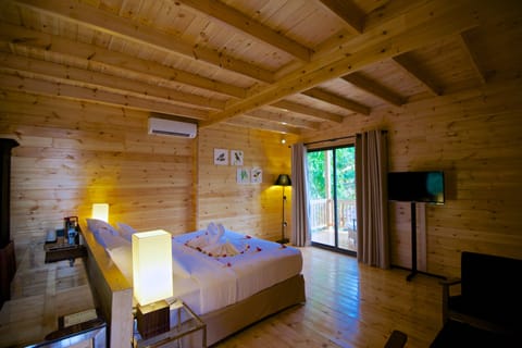 Garden Chalet | 1 bedroom, premium bedding, in-room safe, desk