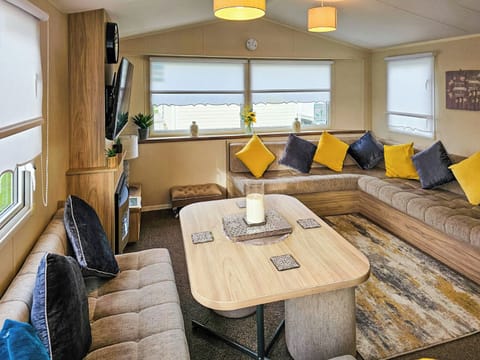 Open plan living space | Court Lodge, Rhyl