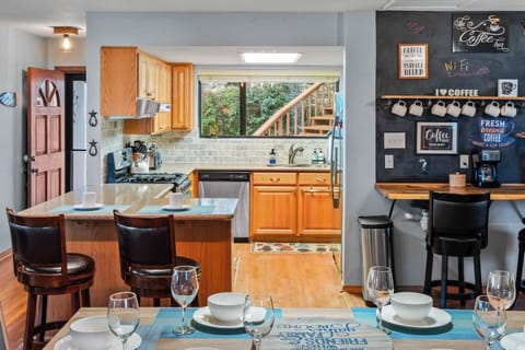 Kitchen + coffee bar