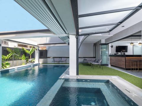 Outdoor pool, open 8:00 AM to 7:00 PM, sun loungers