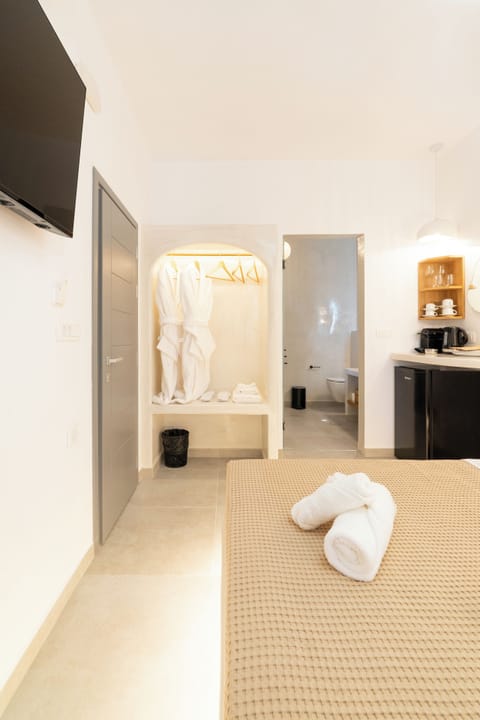 Deluxe Double Room | Free WiFi