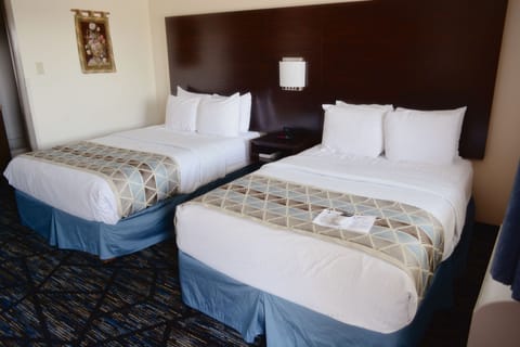 Standard Room, 2 Double Beds | Desk, bed sheets