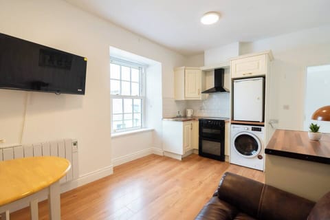 d857a6a1-17e2-4669-b93e-4092bf0197d0