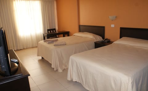 Standard Room, 1 Bedroom | Premium bedding, in-room safe, blackout drapes, iron/ironing board