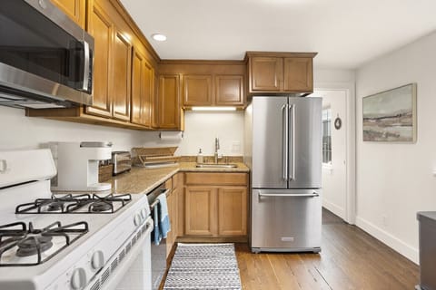 Whip up your favorite meals in a fully stocked kitchen that makes cooking feel effortless.