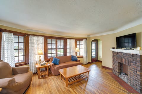 House (2 Bedrooms) | Front of property