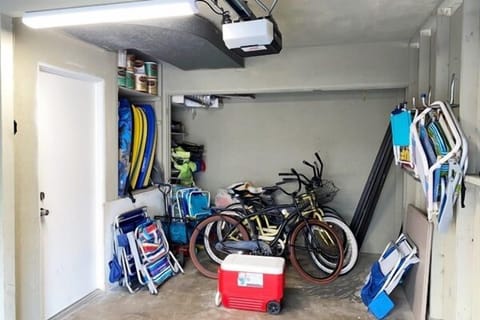 Surf view property offers four bikes, boogie boards, beach chairs, umbrellas, and beach toys!