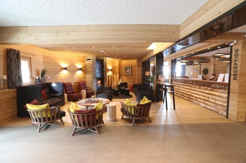 Apartment | Reception