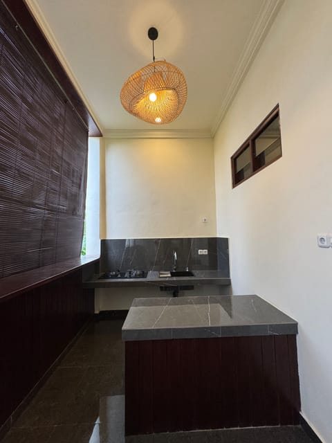 Superior Double Room, Balcony, Hill View | Private kitchen