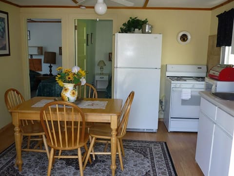 Full-size fridge, microwave, stovetop, coffee/tea maker