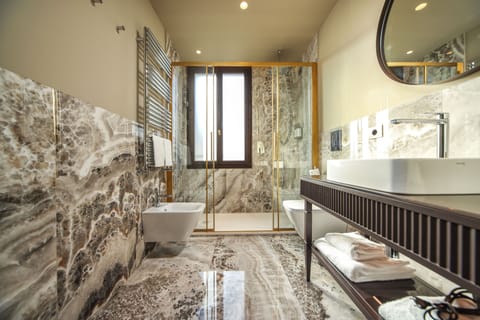 Family Room, Terrace, Garden View | Bathroom | Shower, rainfall showerhead, free toiletries, hair dryer