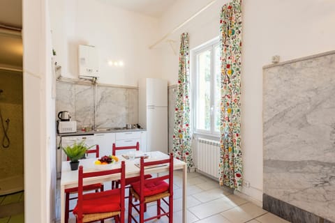 Kitchen and dining area