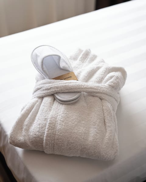 In-room safe, desk, laptop workspace, free WiFi