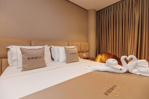 Comfort Double Room, City View | Desk, blackout drapes, free WiFi, bed sheets