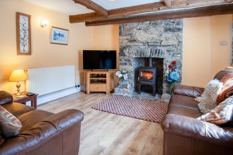 Rose Cottage - 3 Bedroom Cottage - Parkmill (6842)