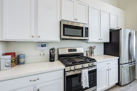 Fully stocked with reliable appliances and utensils. (Strand Way A)