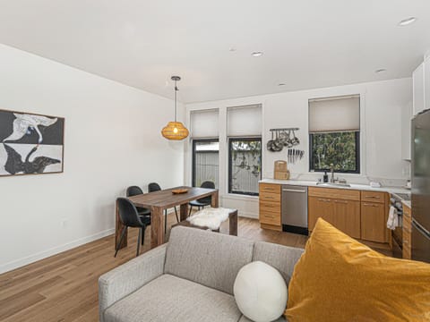 The gourmet kitchen has everything you need to create a delicious meal.