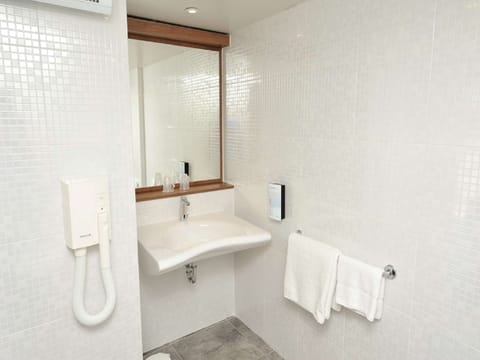 Next Generation, Room, 1 Double Bed | Bathroom | Eco-friendly toiletries, hair dryer, towels