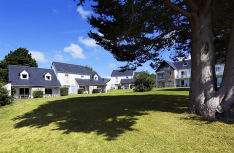 Welcome to your home away from home in Locmaria Plouzané.