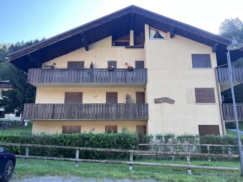 Apartment, Smoking | 1 bedroom