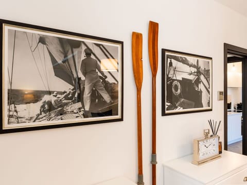 Residential Area, Shrub, Roof, Home, Cottage, Driveway, Estate, Siding, Landscaping, Yard