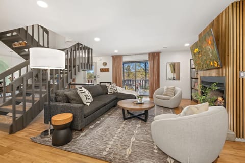 Welcome to The Markham House!