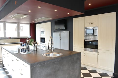 House | Private kitchen