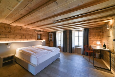 Triple Room | Free WiFi, bed sheets