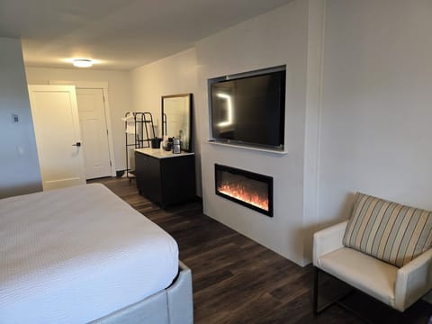 Premium bedding, free WiFi, bed sheets