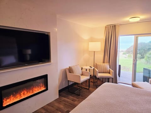 Premium bedding, free WiFi, bed sheets