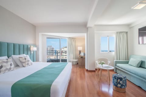 Down comforters, individually decorated, individually furnished, desk