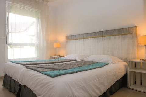 Drift to sleep in the bedrooms.