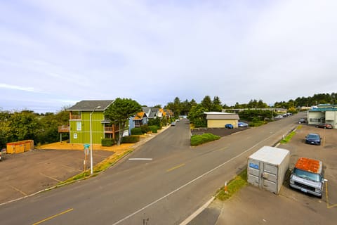 Room, 1 Queen Bed, Balcony | Balcony view