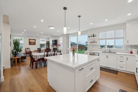 House, 3 Bedrooms | Interior