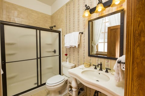 Mary Room | Bathroom | Designer toiletries, hair dryer, bathrobes, towels