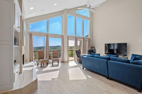 Cozy accommodations and loads of natural light pour into the living areas! 