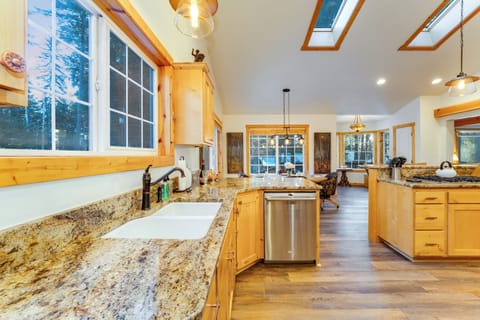 Beautiful Granite Countertops  and Double Split Sink | Main Level