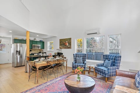 Open Layout | Main Level