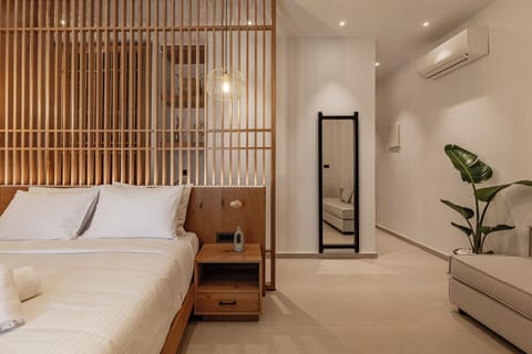 Family Suite | 1 bedroom, premium bedding, pillowtop beds, desk