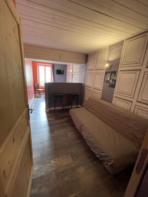 Comfort Quadruple Room, Private Bathroom (Agosta)