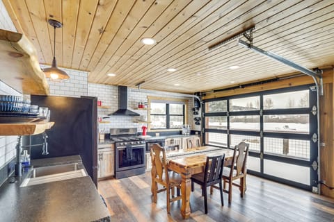 House (2 Bedrooms) | Front of property