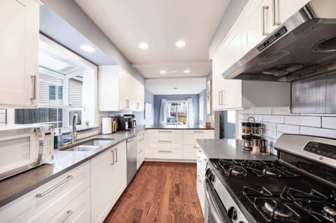 Here is the updated kitchen. This is for you, chef!