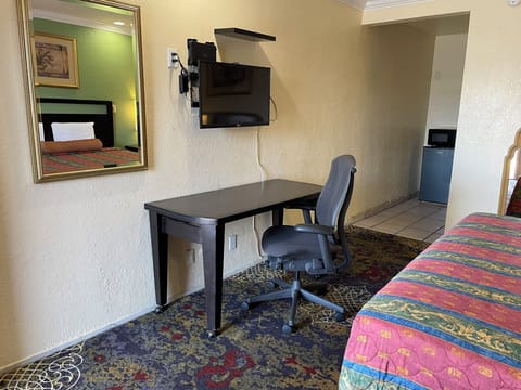 Deluxe Single Room | Free WiFi