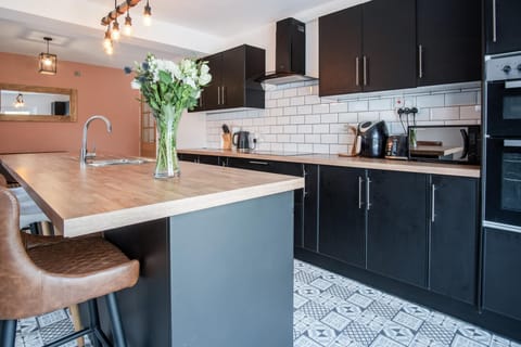 Hazeley - 3 Bedroom Holiday Home - Begelly (25305)