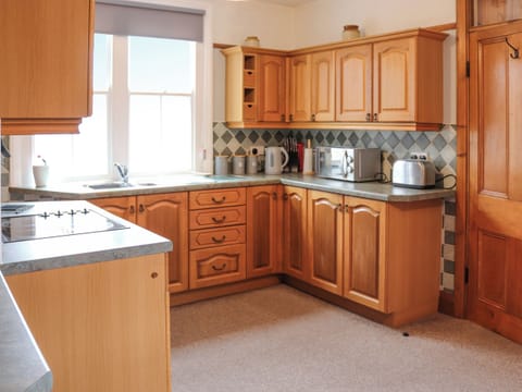 Kitchen | Fron Deg, Tudweiliog