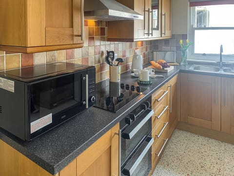 Kitchen | Grace Cottage, St Just