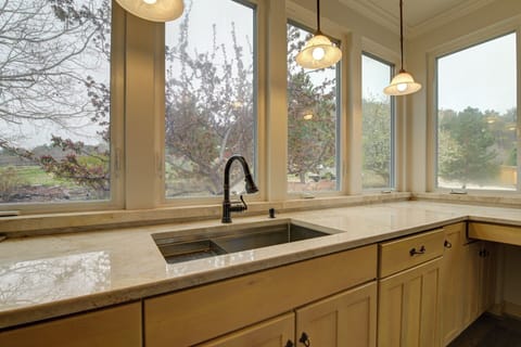 Crap apple tree right out the window