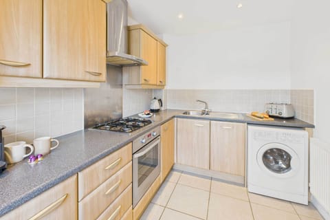 Clearwell Gardens, Cheltenham - Host & Stay