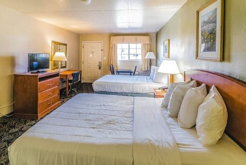 Single Room, 2 Queen Beds, Non Smoking | Desk, laptop workspace, free WiFi